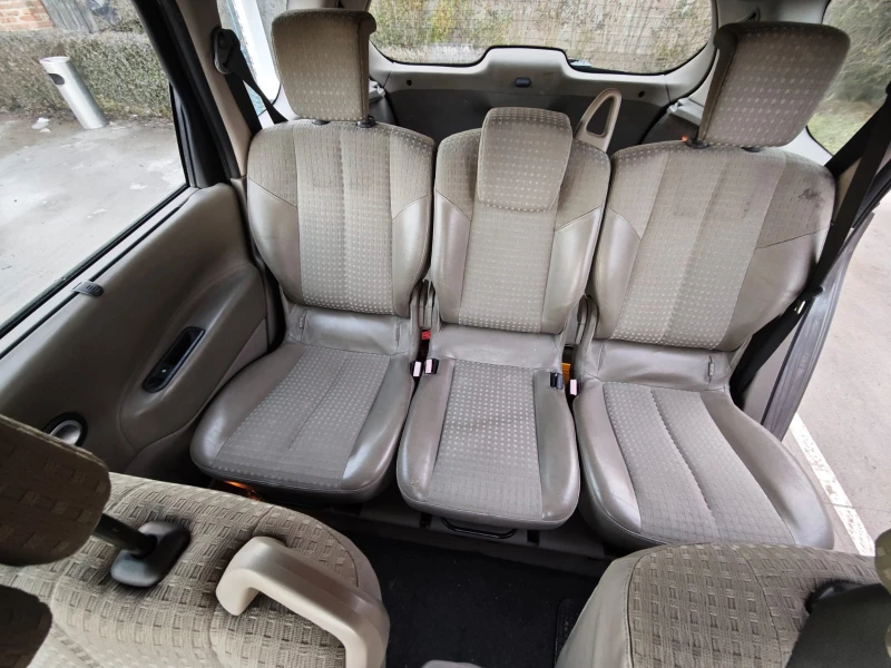 Renault Scenic 1.9 TDI   6+ 1, снимка 9 - Автомобили и джипове - 48827257