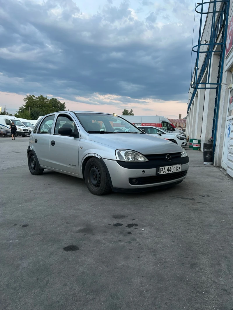 Opel Corsa, снимка 1 - Автомобили и джипове - 48905926