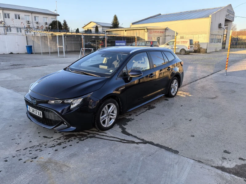 Toyota Corolla Touring Sports 1.8 hybrid, снимка 2 - Автомобили и джипове - 49548155