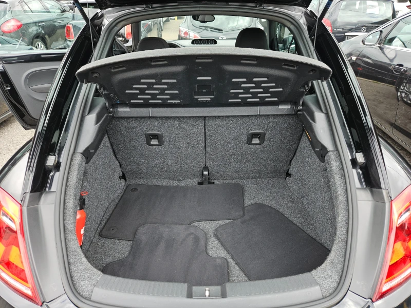 VW Beetle Maggiolino/1.6TDI/BLACK FRIDAY/LED/NAVI/БЛУТУТ/EU5, снимка 4 - Автомобили и джипове - 50485351