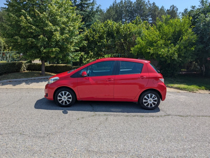 Toyota Yaris 1.0 vvti, снимка 3 - Автомобили и джипове - 51454283