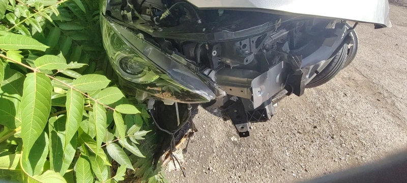 Mazda 3 2.0i 120кс BM PE, снимка 8 - Автомобили и джипове - 51563164