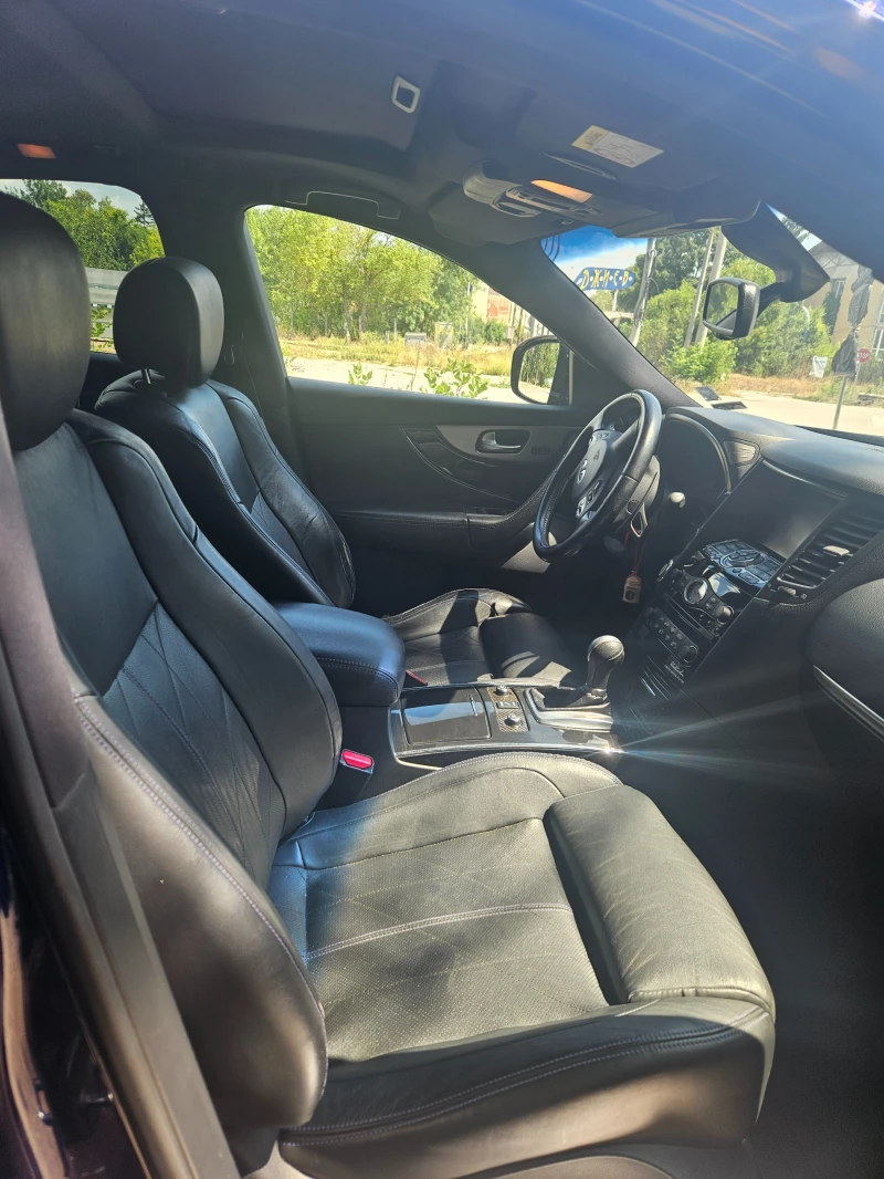 Infiniti QX70 Black carbon, снимка 5 - Автомобили и джипове - 52399662