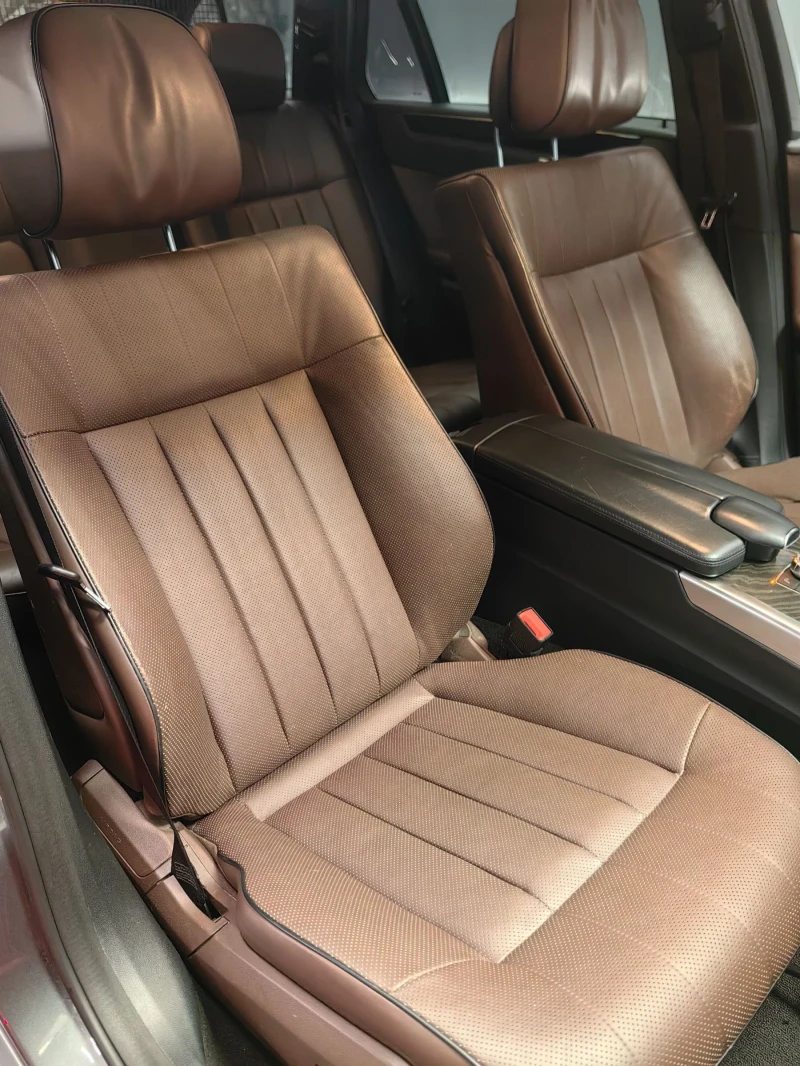 Mercedes-Benz E 350 BLUETEC* 4 MATIC* AMG PACK* РЕГ, снимка 5 - Автомобили и джипове - 52572559