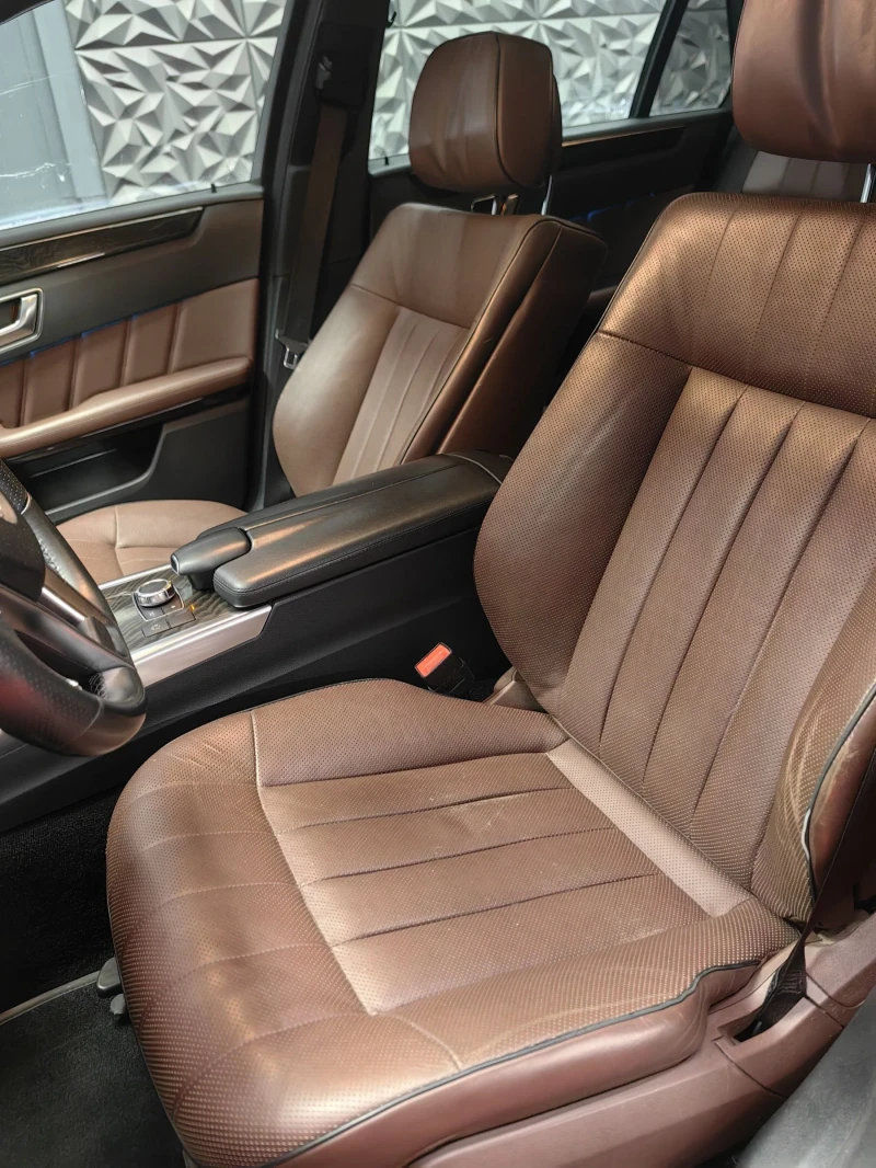 Mercedes-Benz E 350 BLUETEC* 4 MATIC* AMG PACK* РЕГ, снимка 6 - Автомобили и джипове - 52572559