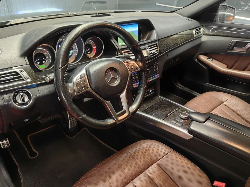 Mercedes-Benz E 350 BLUETEC* 4 MATIC* AMG PACK* РЕГ, снимка 8 - Автомобили и джипове - 52572559