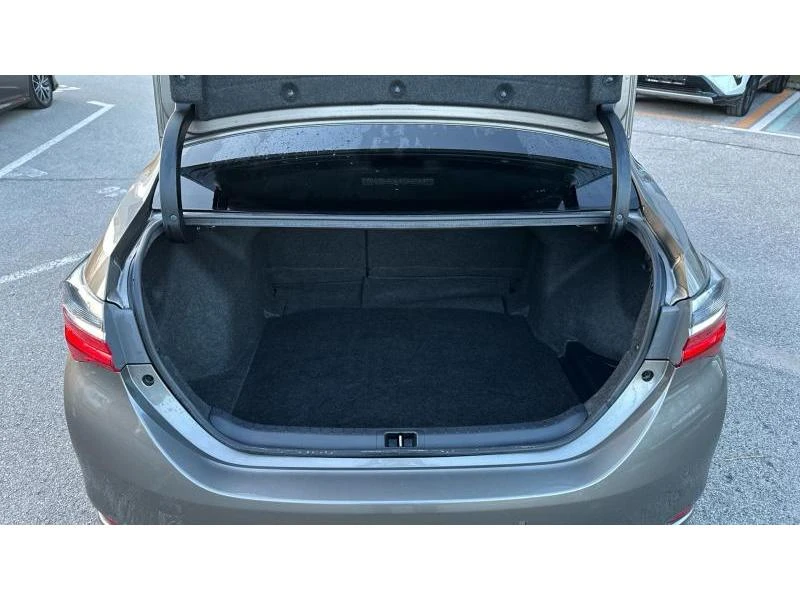 Toyota Corolla  SDN 1.6P CVT EXECUTIVE PLUS - изображение 10