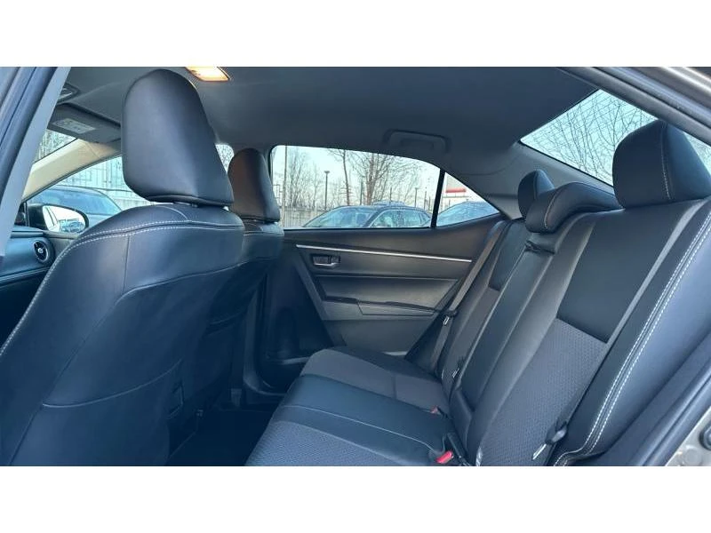 Toyota Corolla  SDN 1.6P CVT EXECUTIVE PLUS, снимка 11 - Автомобили и джипове - 52925539