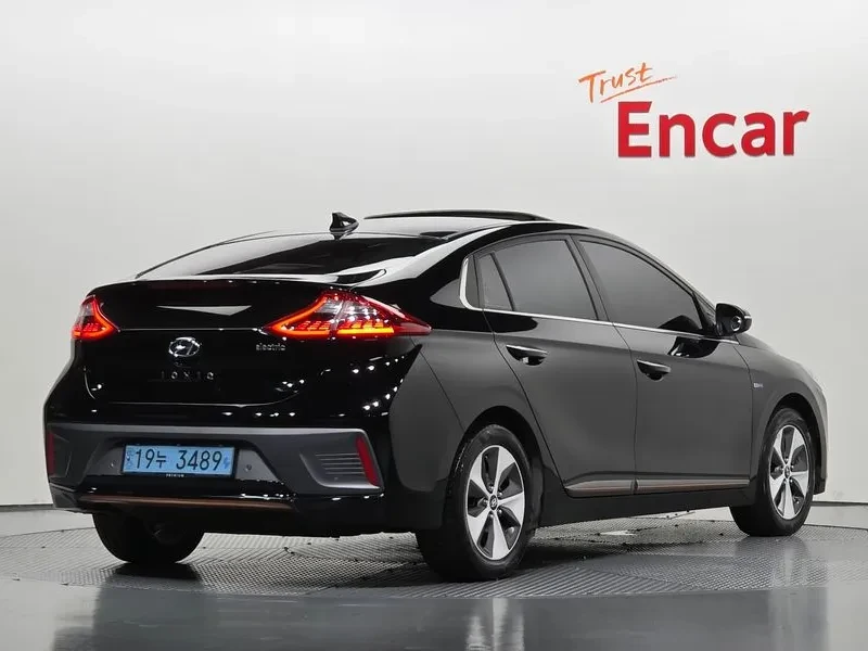 Hyundai Ioniq ELECTRIC Q, снимка 2 - Автомобили и джипове - 56656947