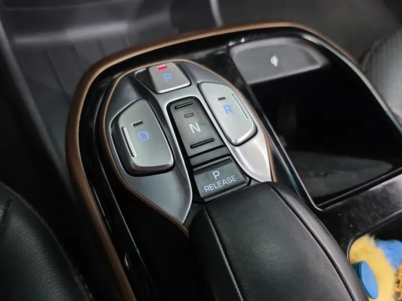 Hyundai Ioniq ELECTRIC Q, снимка 9 - Автомобили и джипове - 56656947