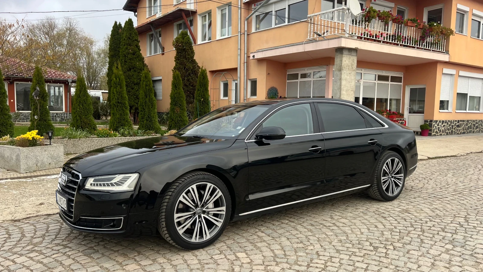 Audi A8 Long, снимка 1