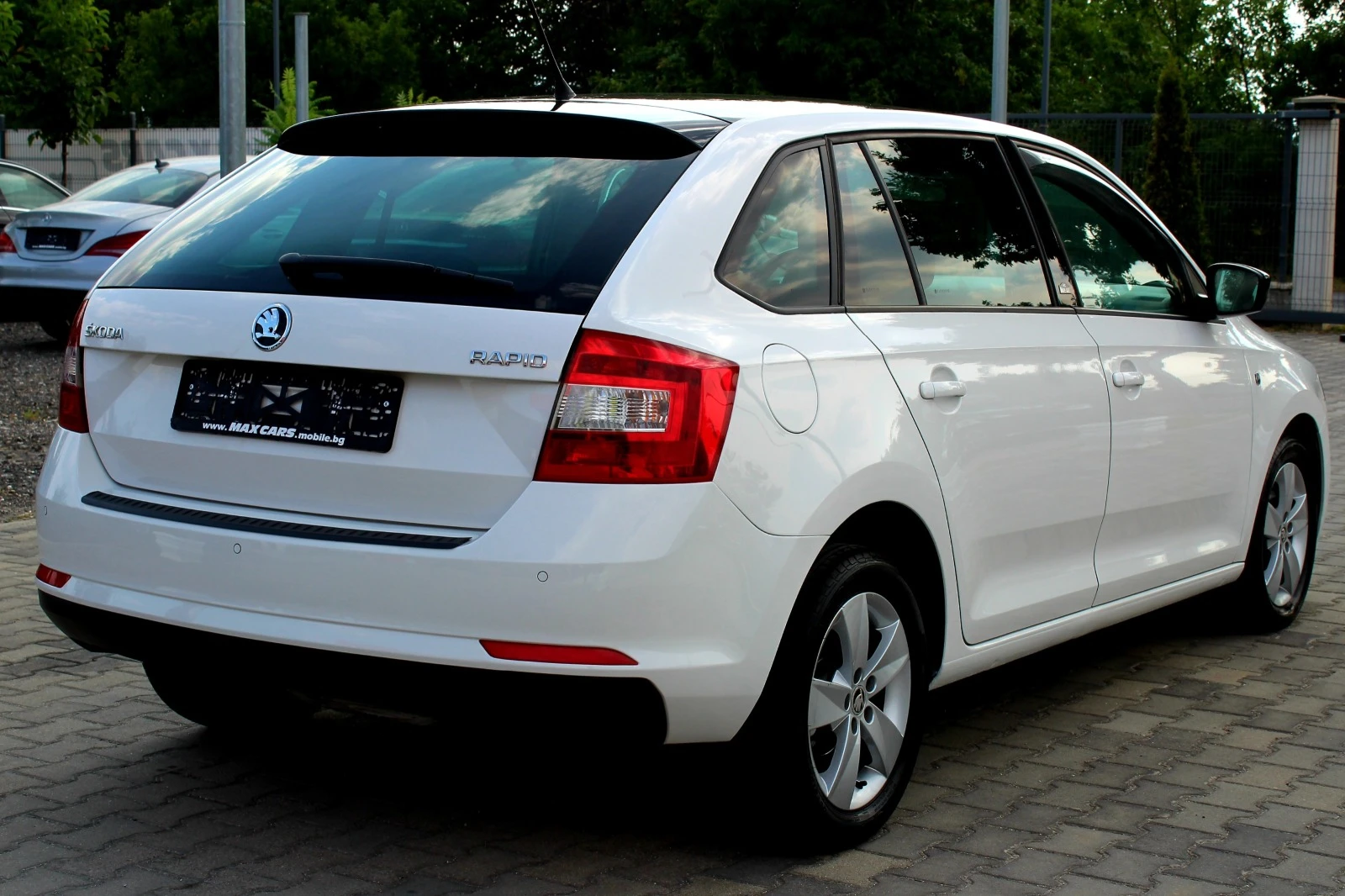 Skoda Rapid MONTE CARLO 1.6TDi СОБСТВЕН ЛИЗИНГ - изображение 7