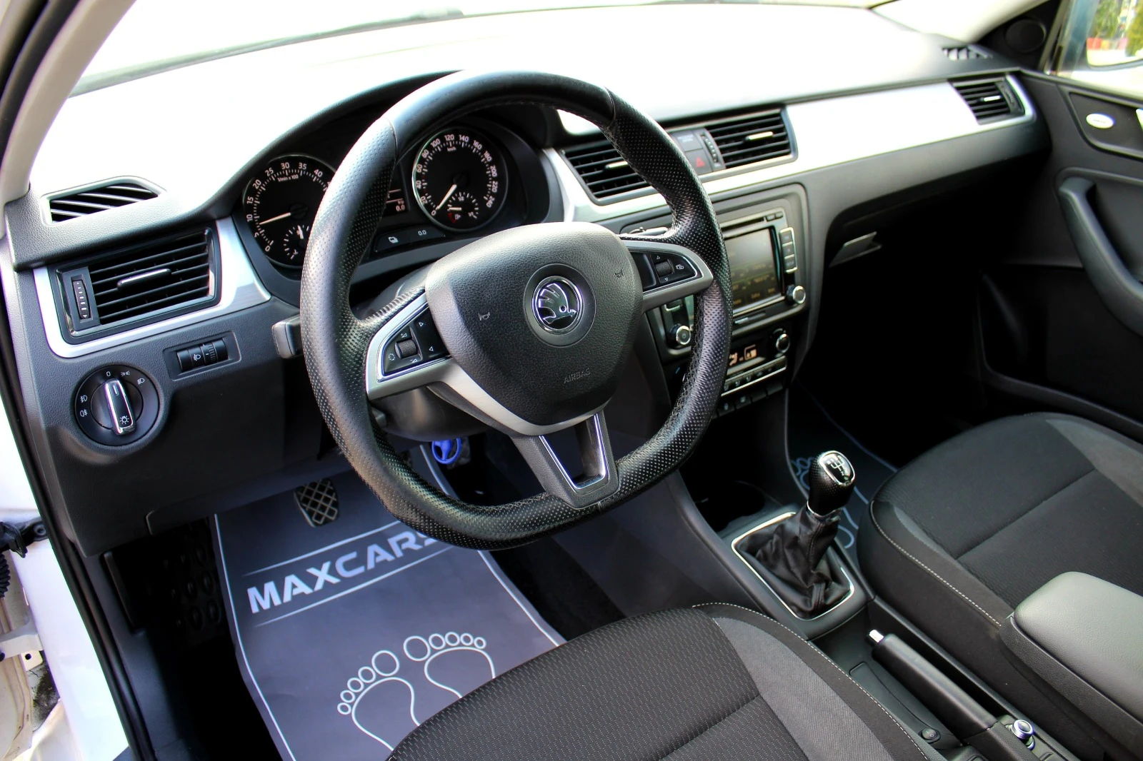 Skoda Rapid MONTE CARLO 1.6TDi СОБСТВЕН ЛИЗИНГ | Mobile.bg — изображение 12