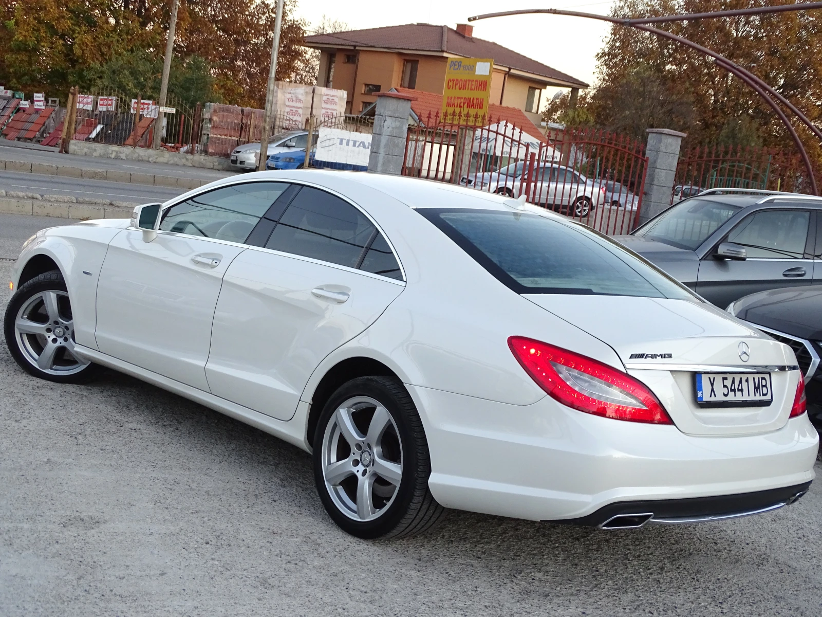 Mercedes-Benz CLS 550 AMG_4MATIC_4.7i V8 Bi-turbo - изображение 7