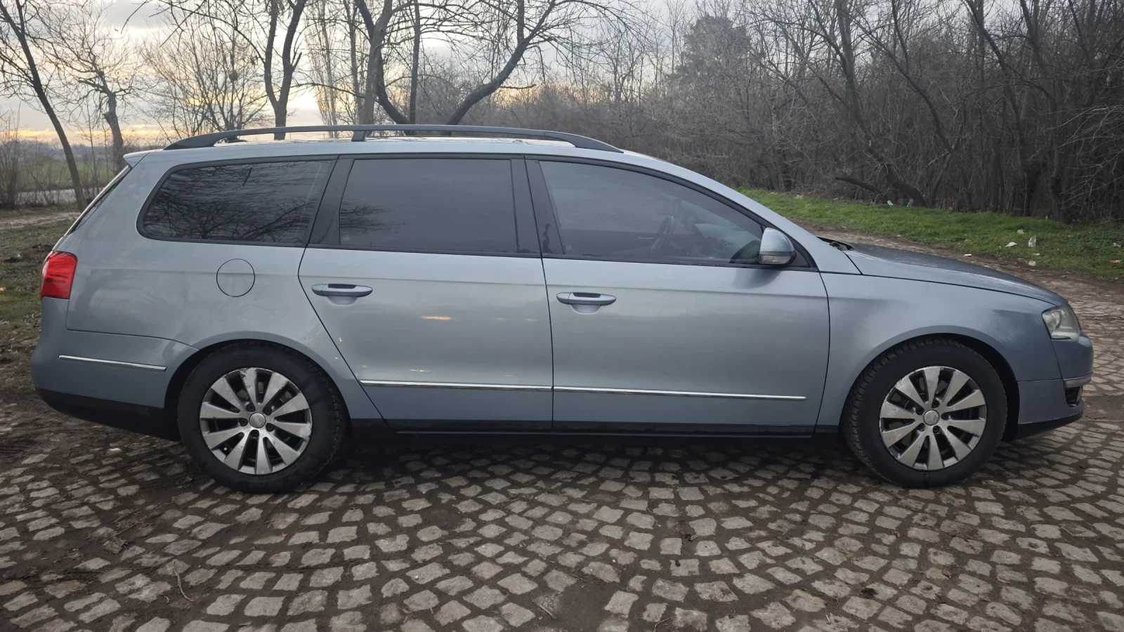 VW Passat 2.0 COMMON RAIL, снимка 4 - Автомобили и джипове - 53346325