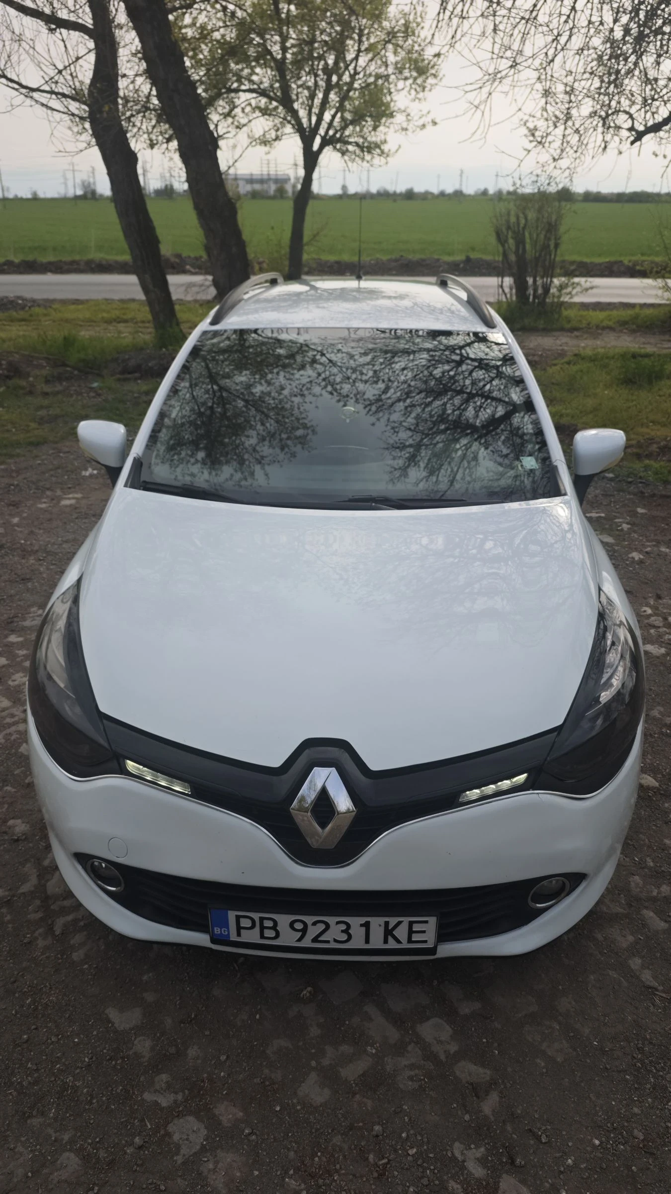 Renault Clio 1.5 DCI, снимка 4 - Автомобили и джипове - 53346325