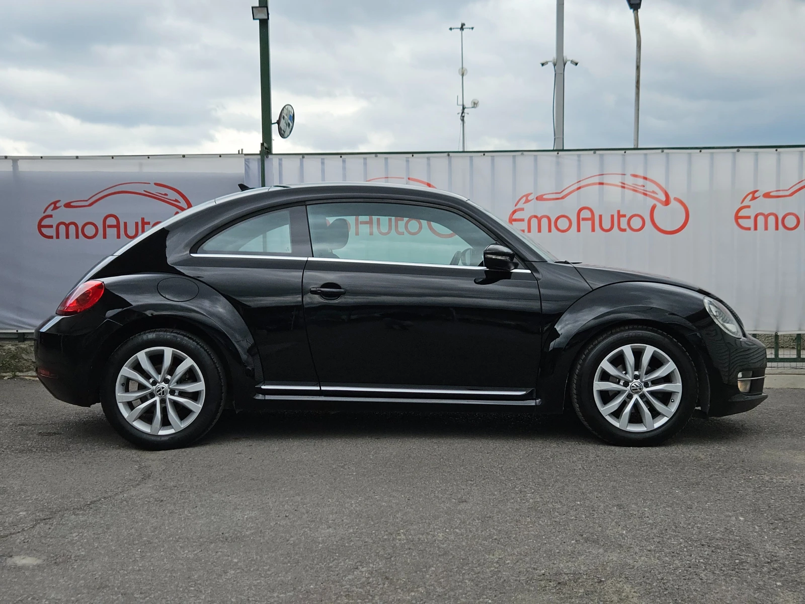 VW Beetle Maggiolino/1.6TDI/105k.c/LED/NAVI/БЛУТУТ/EURO 5B - изображение 2