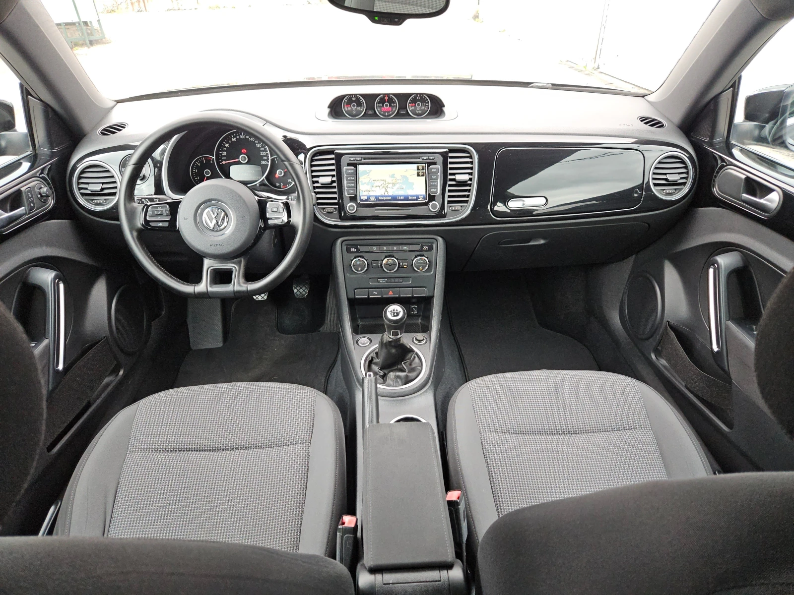 VW Beetle Maggiolino/1.6TDI/105k.c/LED/NAVI/БЛУТУТ/EURO 5B - изображение 10
