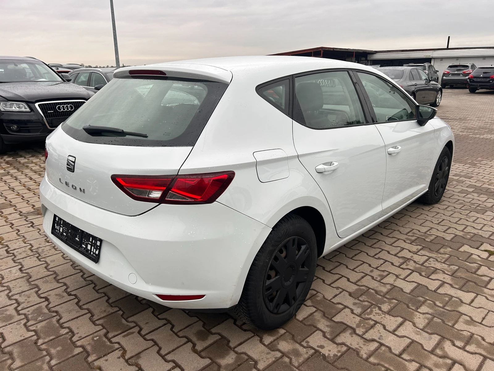 Seat Leon 1.6TDI NAVI EURO 5 - изображение 6
