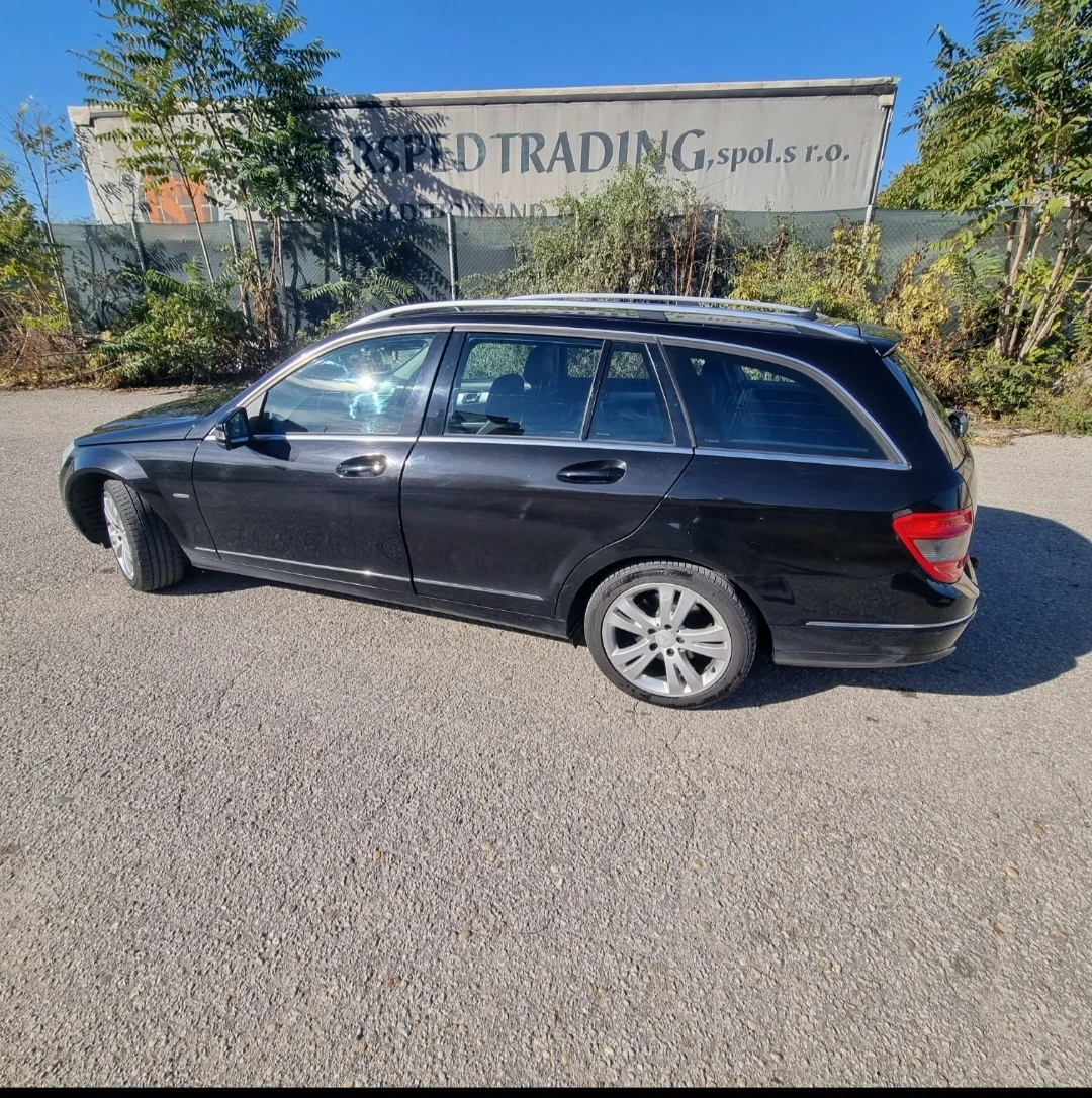 Mercedes-Benz C 220  - изображение 2