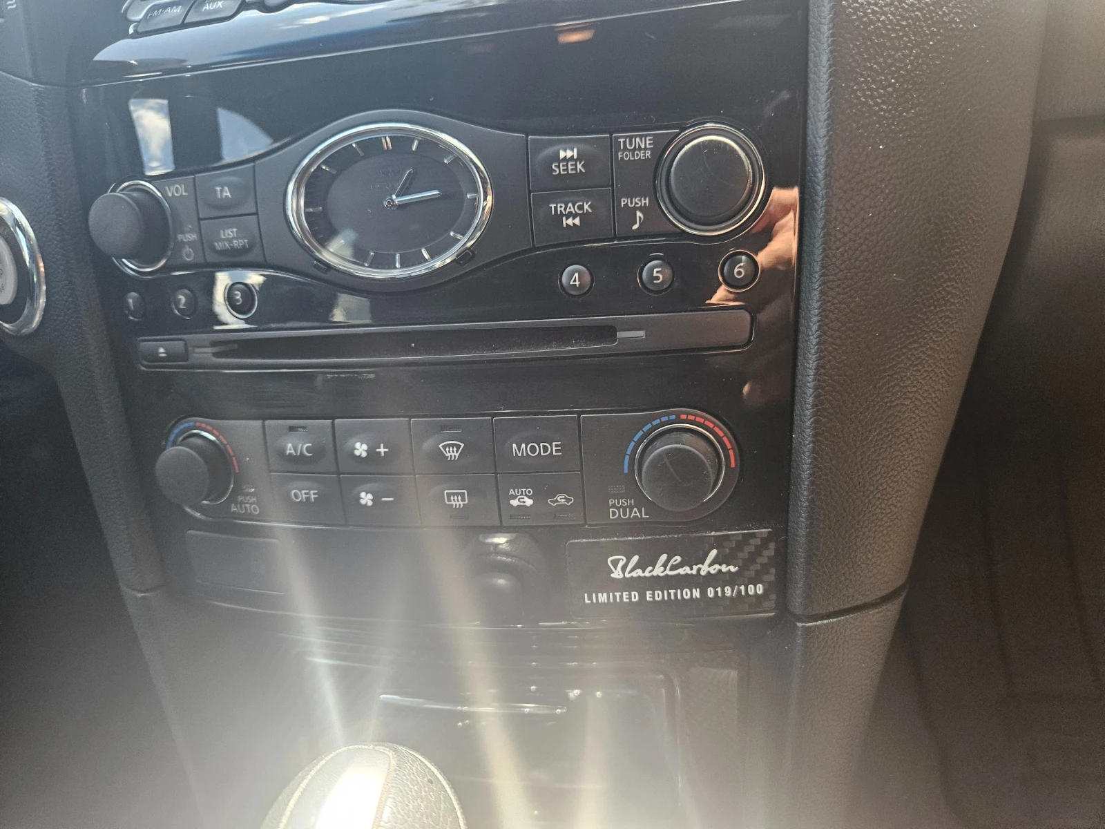 Infiniti Q70 Black carbon - изображение 6