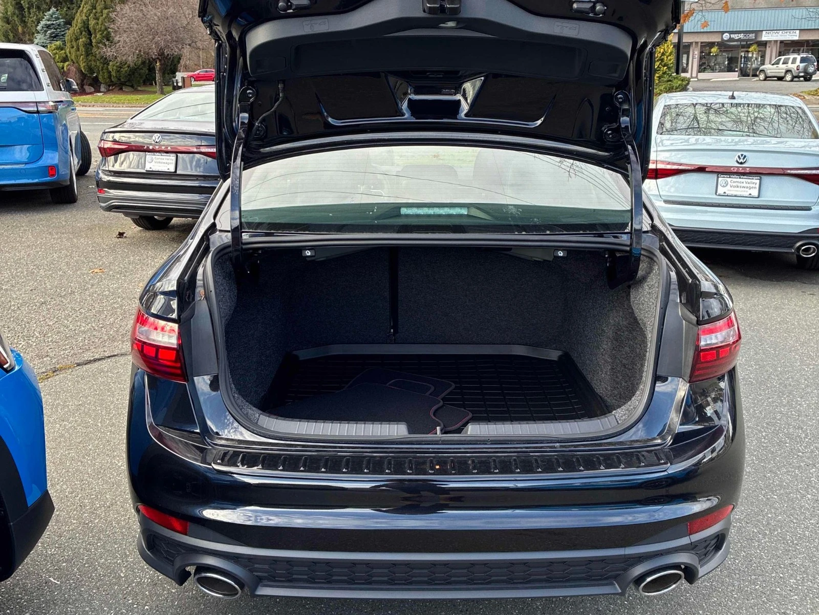 VW Jetta GLI Autobahn CARFAX    | Mobile.bg   12