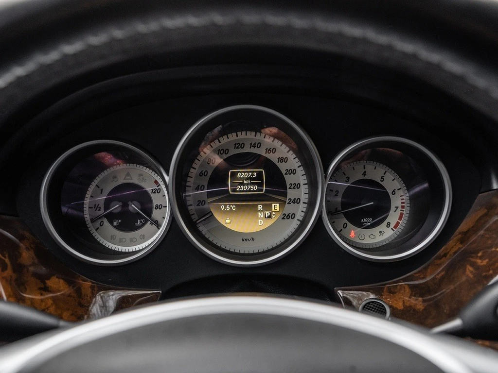 Mercedes-Benz CLS 550 4MATIC * * CARFAX * *   * *  | Mobile.bg   10