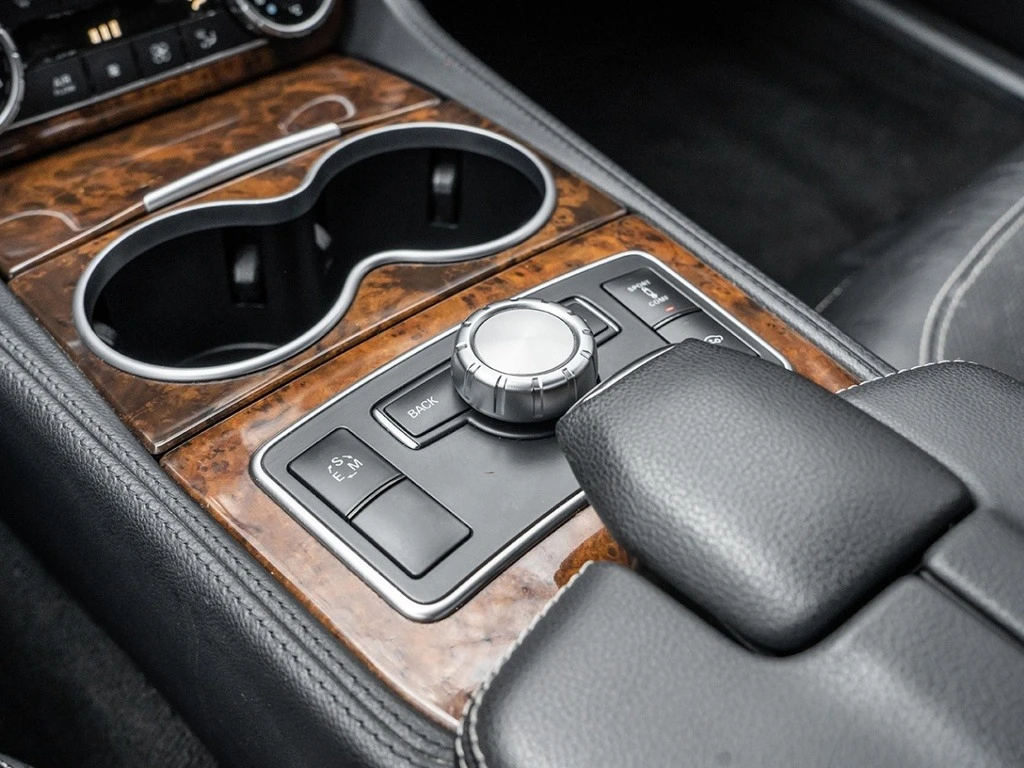 Mercedes-Benz CLS 550 4MATIC * * CARFAX * *   * *  | Mobile.bg   15