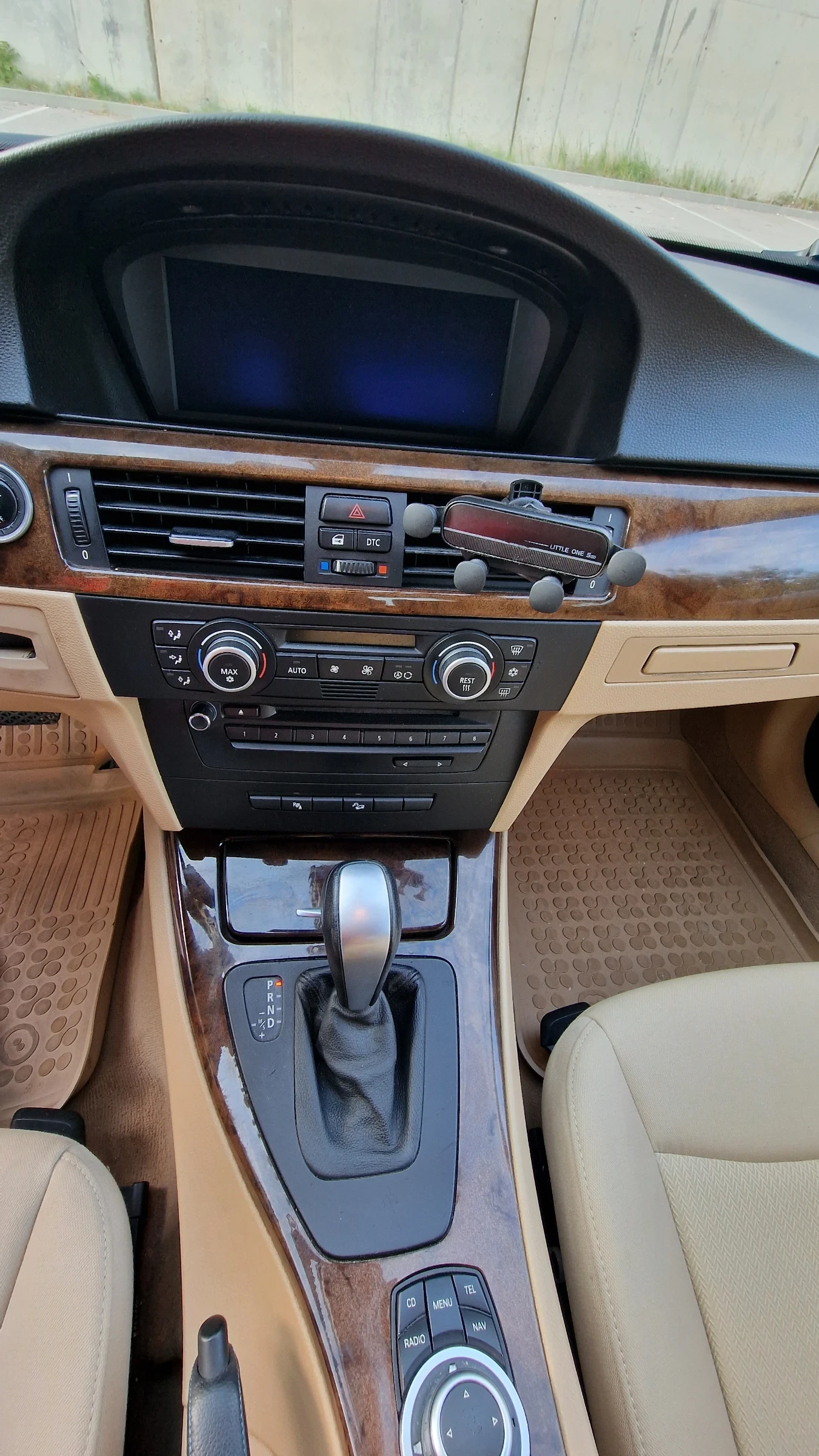 BMW 330 E90 330i 4�4 272 �.�  | Mobile.bg � ����������� 8