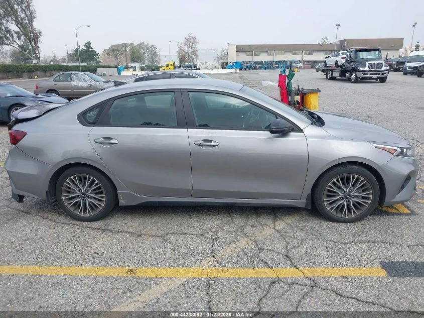 Kia Forte 2l Gt-Line | Mobile.bg � ����������� 13
