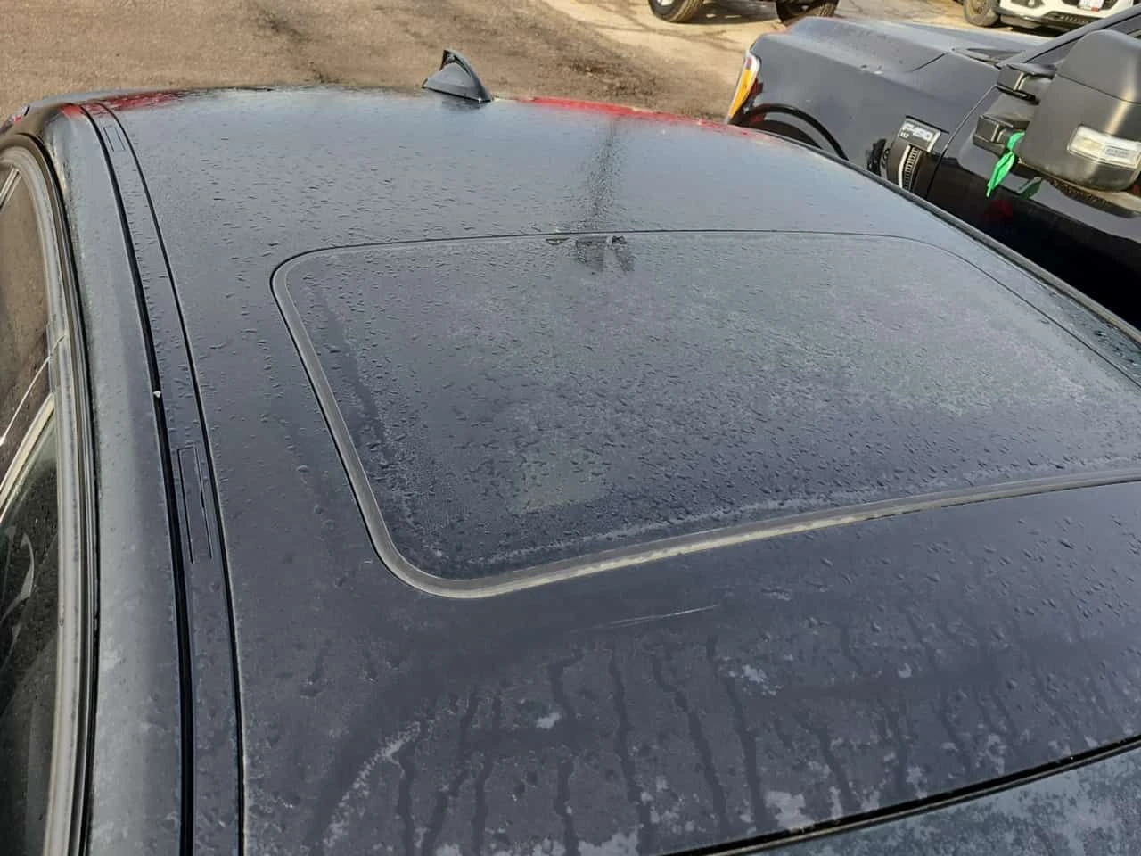 BMW 330 I xDrive| PANORAMA| CARFAX| , снимка 5 - Автомобили и джипове - 54064560