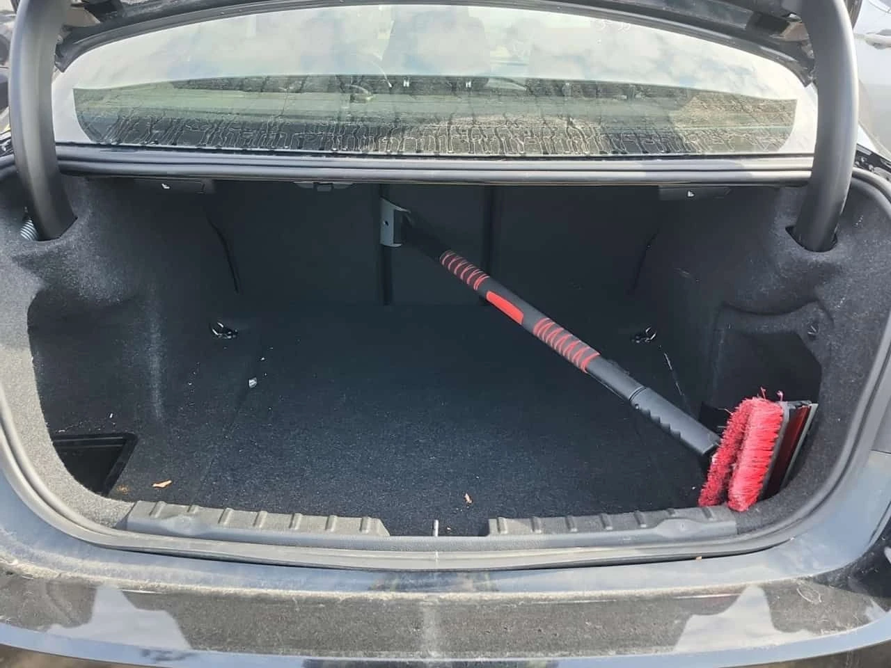 BMW 330 I xDrive| PANORAMA| CARFAX| , снимка 14 - Автомобили и джипове - 54064560