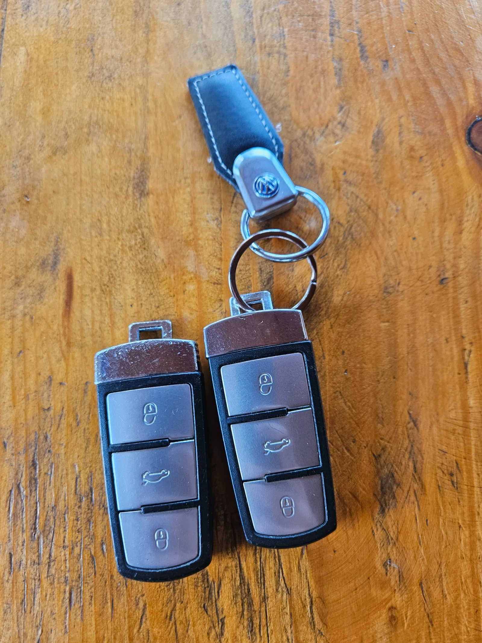 VW Passat B6 HIGHLINE 2.0TDI 140HP, снимка 17 - Автомобили и джипове - 54282971