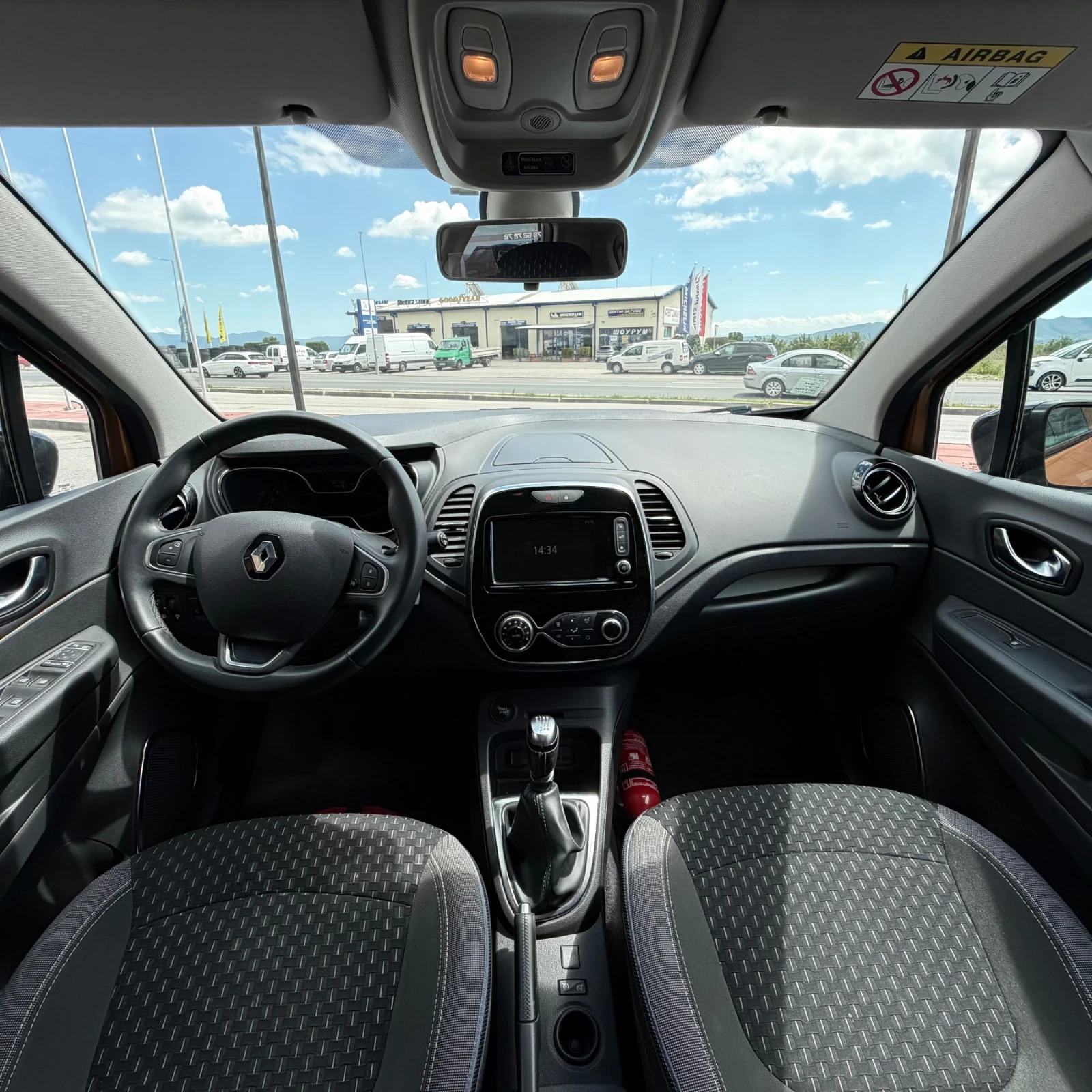 Renault Captur ГАЗ;1.3-131к.с.;Keyless-Go;МЪРТВА ТОЧКА;КАМЕРА, снимка 8 - Автомобили и джипове - 54596056