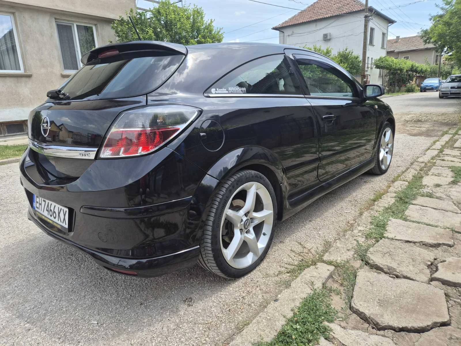 Opel Astra GTC 1.9CDTI, снимка 7 - Автомобили и джипове - 55014262