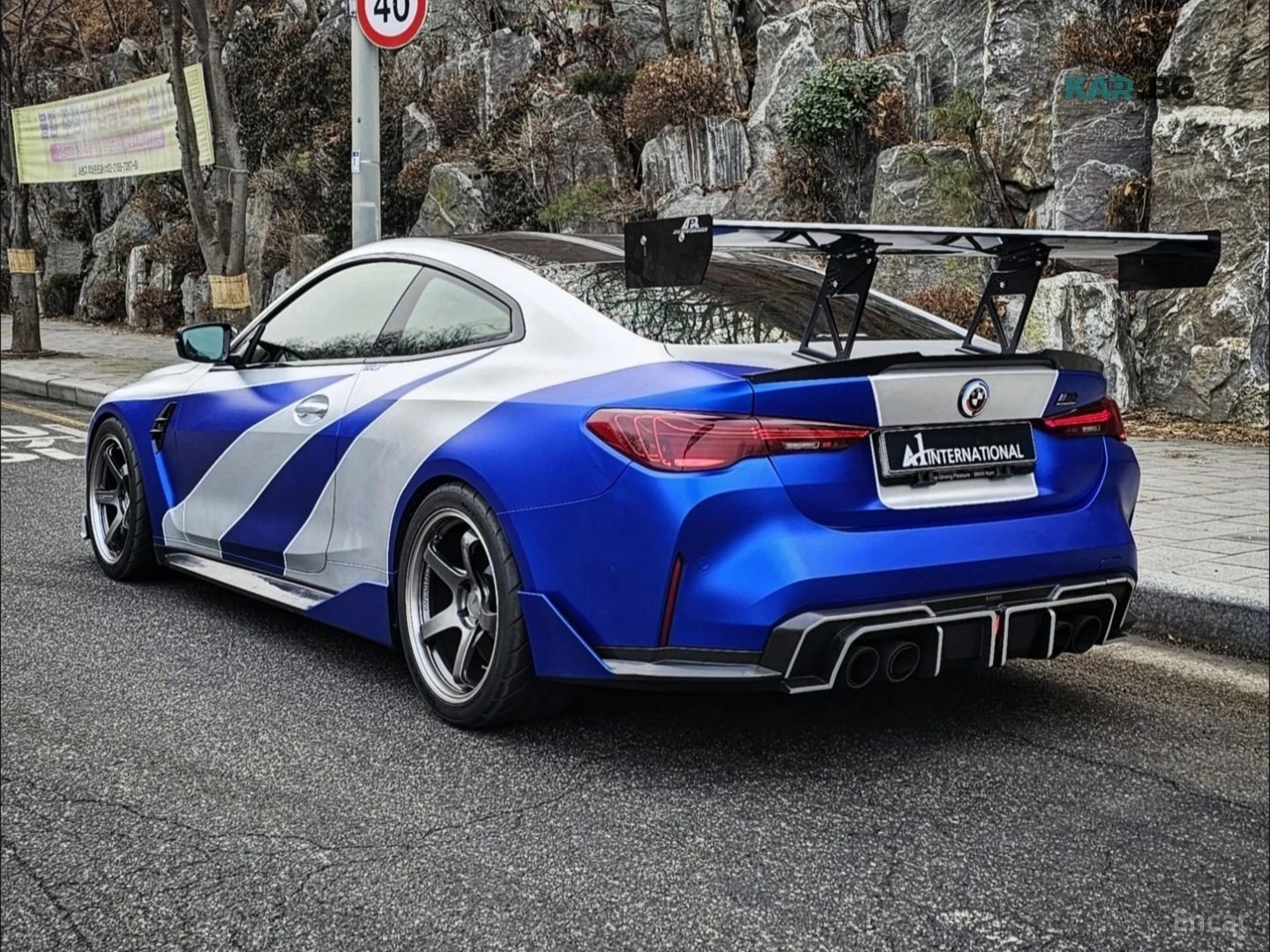 BMW M4 COMPETITION* M PERFORMANCE* XDRIVE* AKRAPOVIC* CAR, снимка 7 - Автомобили и джипове - 55068838