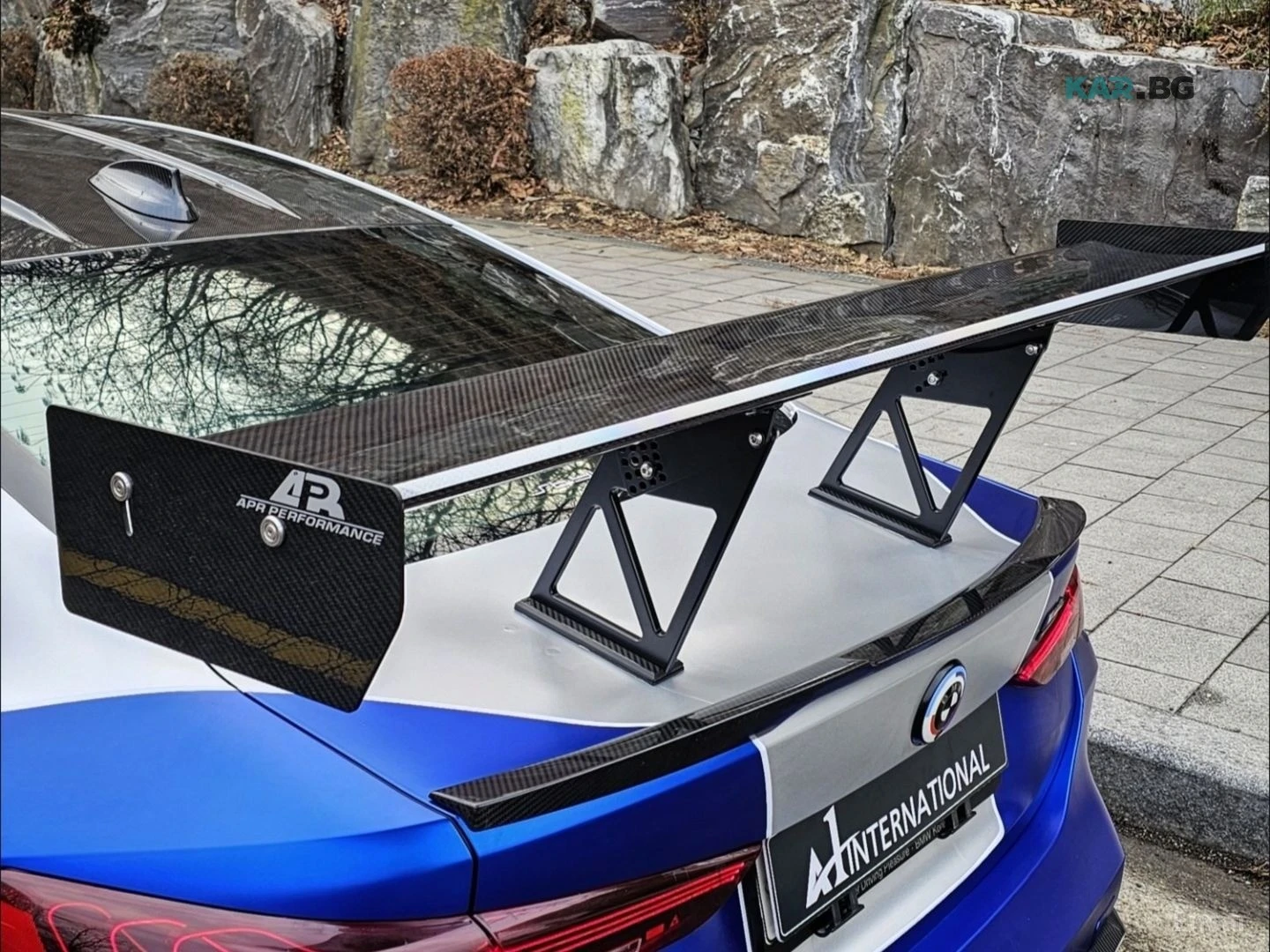 BMW M4 COMPETITION* M PERFORMANCE* XDRIVE* AKRAPOVIC* CAR, снимка 8 - Автомобили и джипове - 55068838