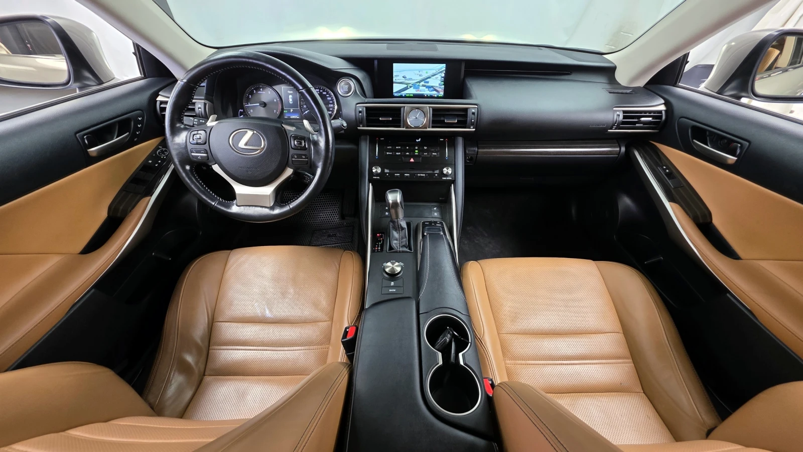 Lexus IS BLIND SPOT* ЛЮК* ПОДГРЕВ ВОЛАН* КРАЙНА ЦЕНА, снимка 7 - Автомобили и джипове - 55348885