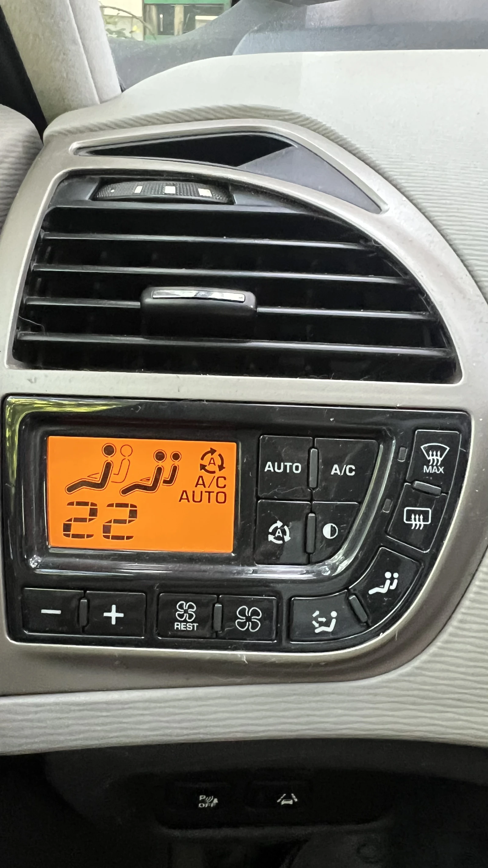 Citroen Grand C4 Picasso, снимка 5 - Автомобили и джипове - 55776198