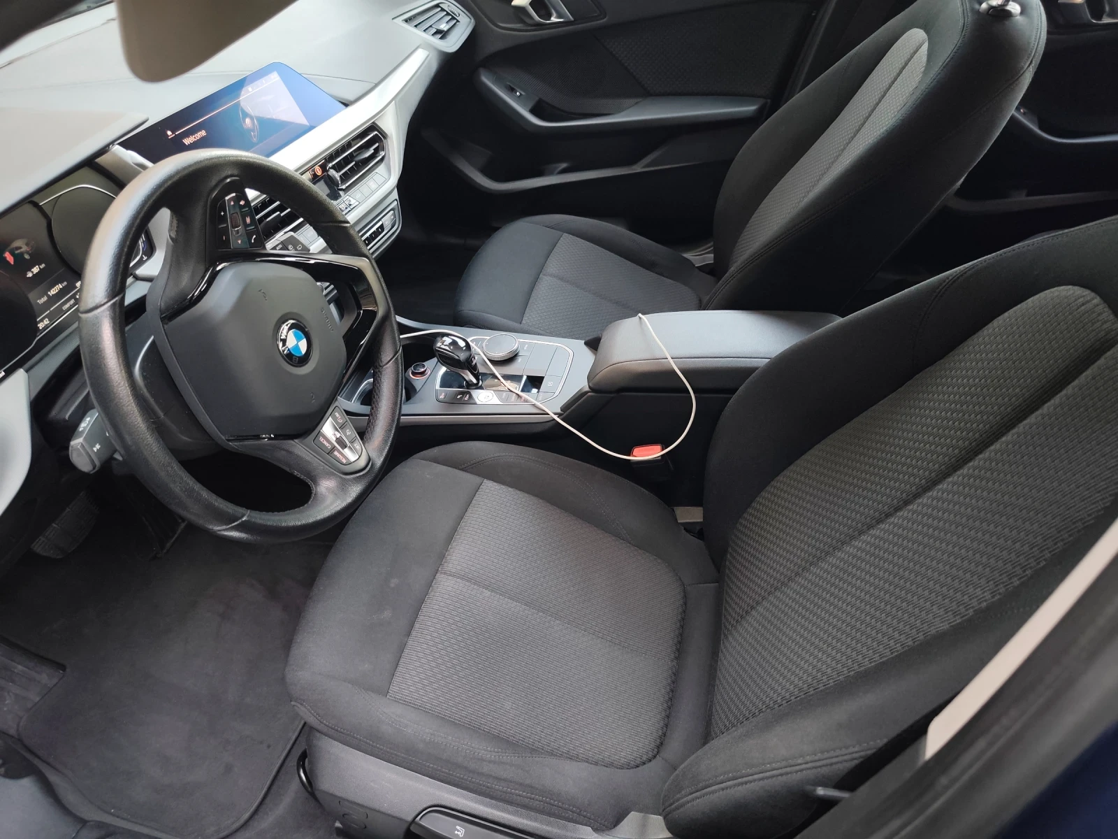 BMW 116 D Автоматик 06.2021г Euro 6D, снимка 11 - Автомобили и джипове - 56060585