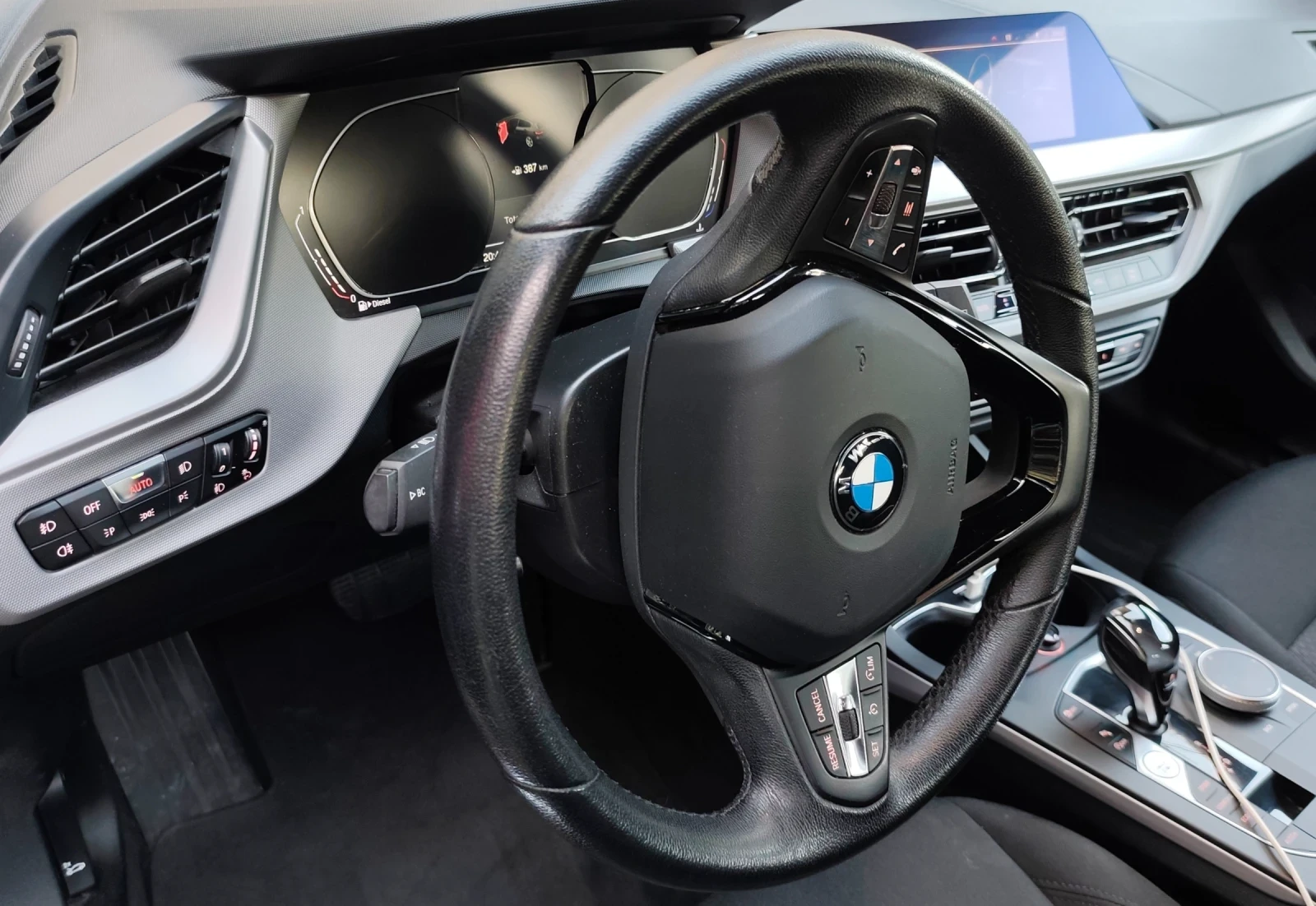 BMW 116 D Автоматик 06.2021г Euro 6D, снимка 10 - Автомобили и джипове - 56060585