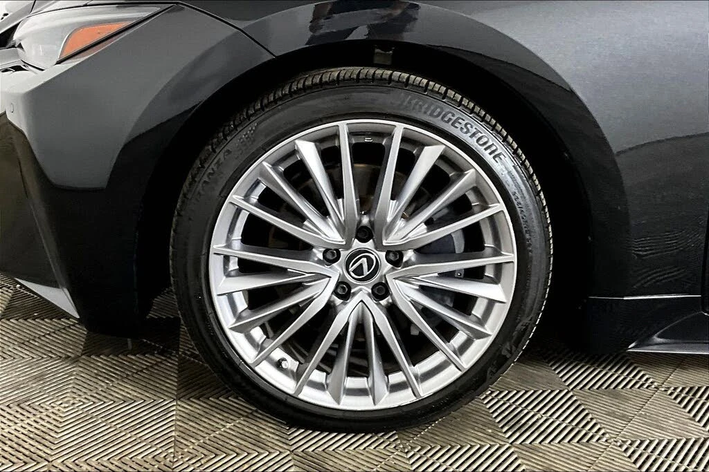 Lexus IS 300 Luxury Package, снимка 7 - Автомобили и джипове - 56199208