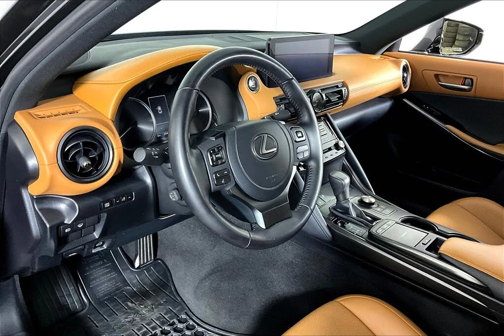 Lexus IS 300 Luxury Package, снимка 9 - Автомобили и джипове - 56199208