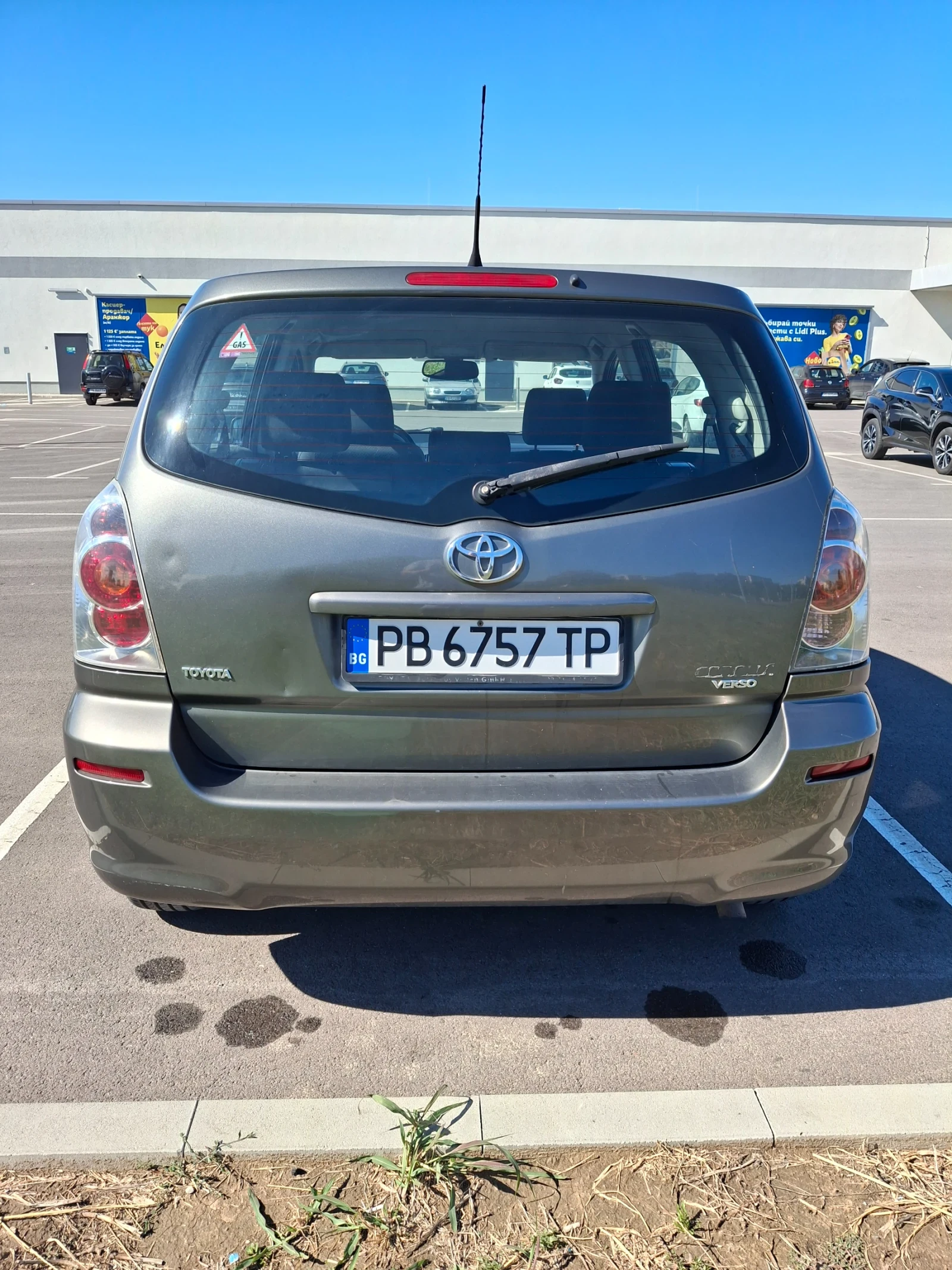 Toyota Corolla verso 1.8 vvt-i, снимка 4 - Автомобили и джипове - 56247324