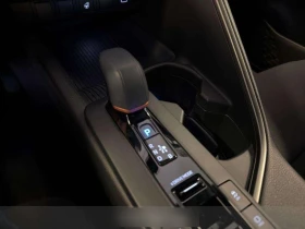 Toyota C-HR Trend - 2.0 Plug-in Hybrid - 223 кс - Гаранционна | Auto.bg — изображение 15