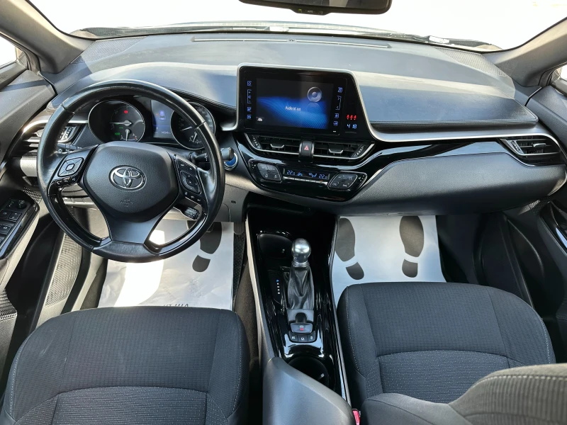 Toyota C-HR 1.8i Hybrid/Подгрев/Камера, снимка 11 - Автомобили и джипове - 47282769