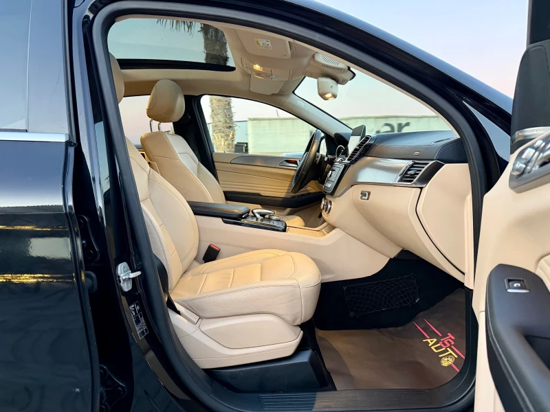 Mercedes-Benz GLE 350 AMG* COUPE* PANORAMA, снимка 14 - Автомобили и джипове - 49378832