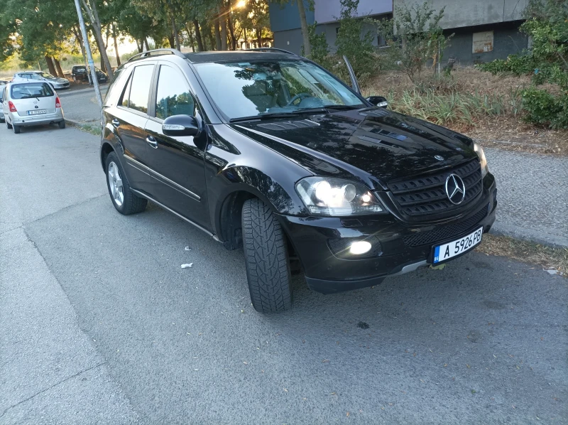 Mercedes-Benz ML 500, снимка 1 - Автомобили и джипове - 49545377