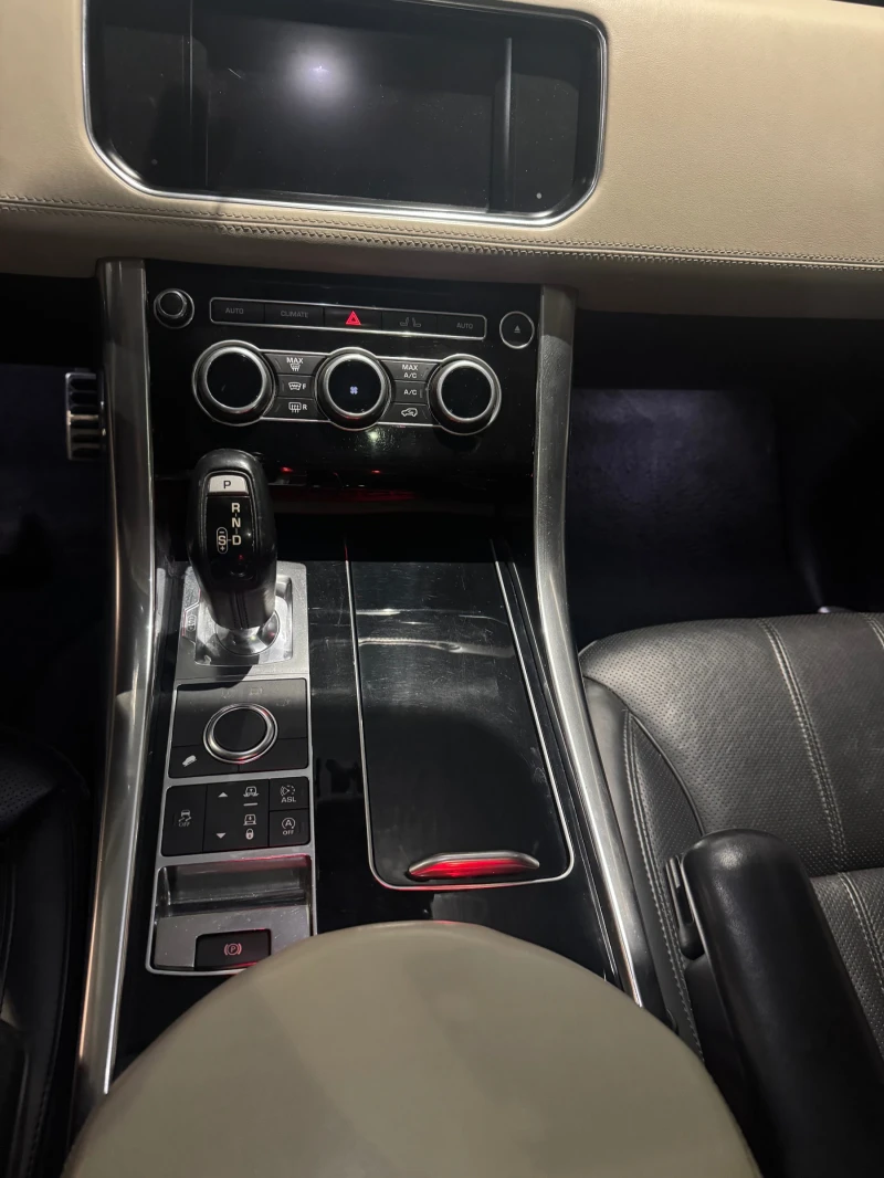 Land Rover Range Rover Sport 7 местен, снимка 6 - Автомобили и джипове - 51534396