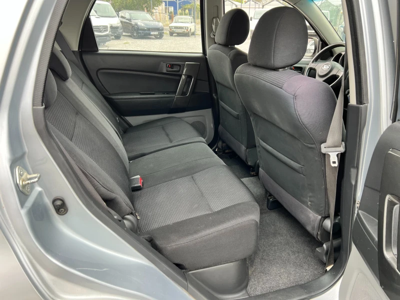 Daihatsu Terios 4X4 ТОП СЪСТОЯНИЕ, снимка 14 - Автомобили и джипове - 51934461
